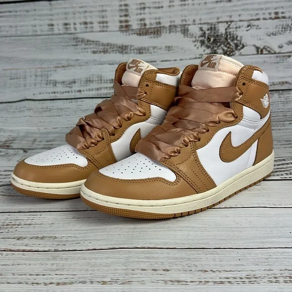 Nike Air Jordan 1 Retro High OG Praline Women’s - Picture 3 of 7